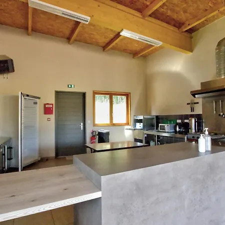 Familial Equipe Avec Terrasse, Au Coeur Des Monts De La Madeleine, Proche La Loge Des Gardes - Fr-1-496-245 * Saint-Rirand